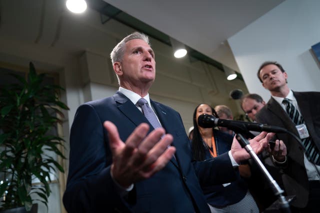 <p>Kevin McCarthy speaks to reporters </p>